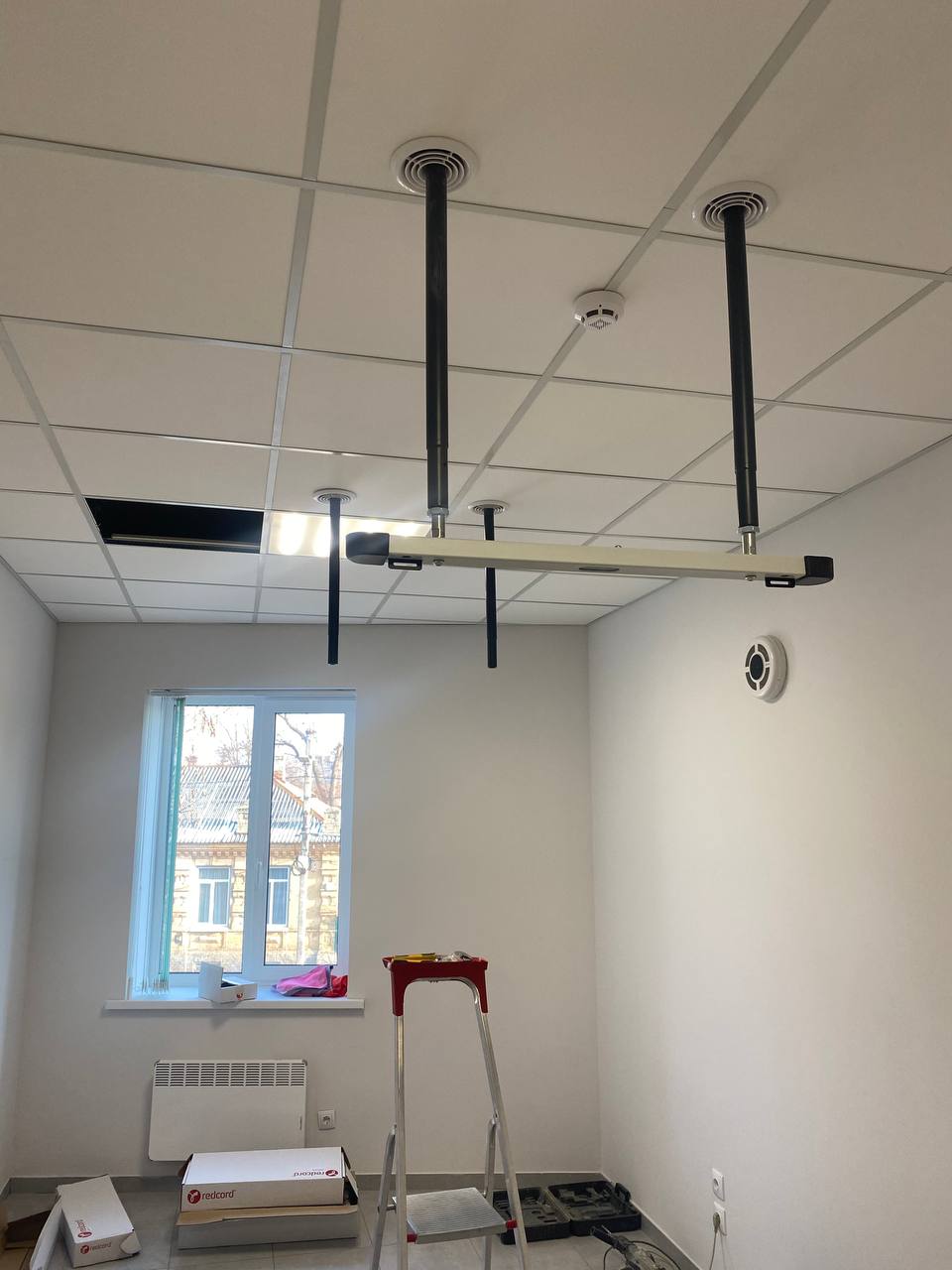 Монтаж люстри